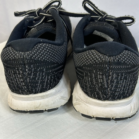 Brooks 7 Black Revel Size 7 Men’s Medium Gently Worn Cushion Lace athletic - Picture 4 of 9